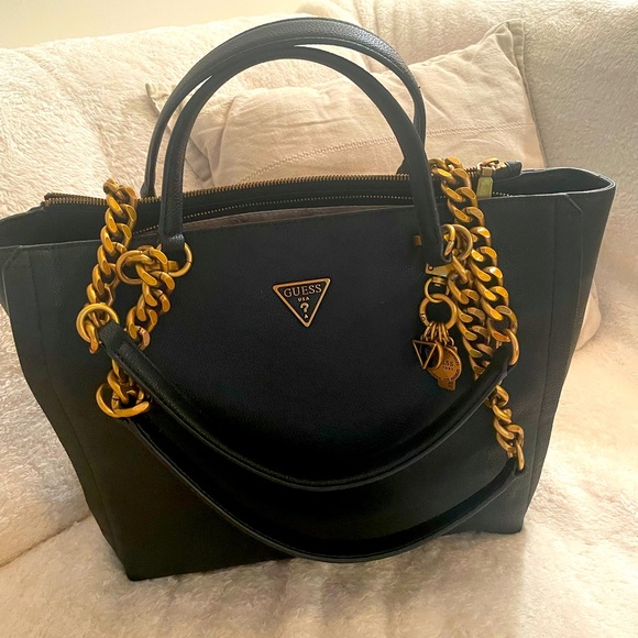 Guess Black Tote - Picture 1 of 4